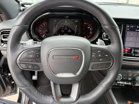 Used 2025 Dodge Durango GT AWD/4WD image 16