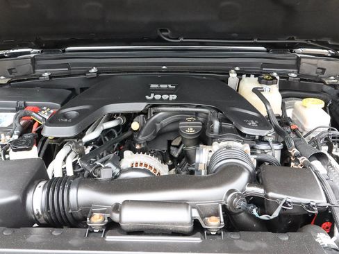 Used 2020 Jeep Wrangler Unlimited Rubicon AWD/4WD image 23