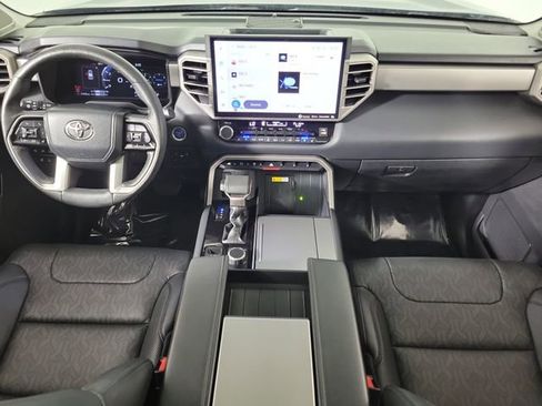 Used 2023 Toyota Sequoia Limited w/ Tow Technology Package AWD/4WD image 17