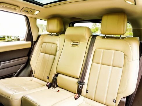 Used 2022 Land Rover Range Rover Sport HSE Silver Edition image 39