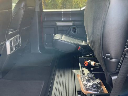 Used 2020 Ford F250 Lariat w/ Lariat Value Package image 42