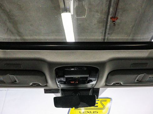 Used 2024 Lexus NX 350h AWD image 12