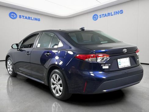 Used 2022 Toyota Corolla LE FWD image 5