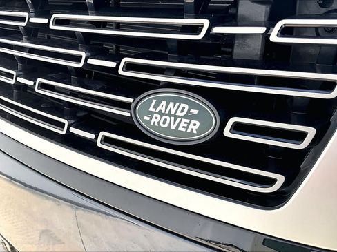 Used 2026 Land Rover Range Rover SE AWD/4WD image 31