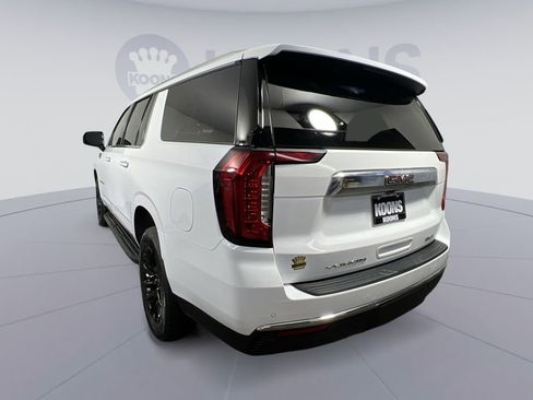 Used 2022 GMC Yukon XL SLT w/ SLT Luxury Package image 4