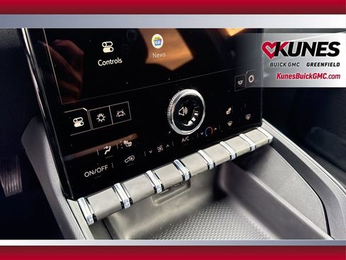 New 2026 GMC Terrain Elevation w/ LPO, Floor Liner Package image 28