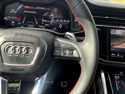 Used 2023 Audi RS Q8 image 22