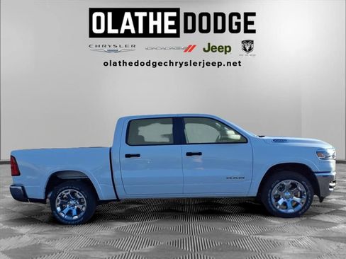 New 2026 RAM 1500 Big Horn AWD/4WD image 25
