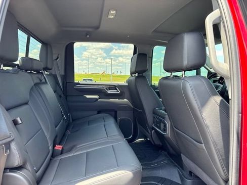 Used 2025 Chevrolet Silverado 2500 LTZ w/ LTZ Plus Package AWD/4WD image 16