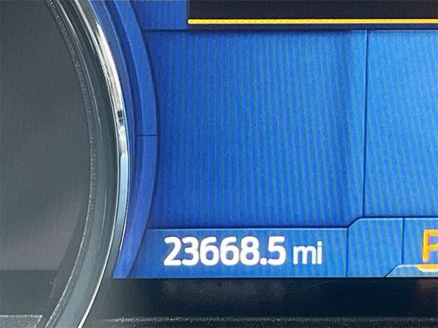 Used 2023 Ford Expedition Max XLT image 12