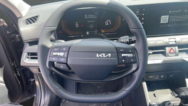 New 2026 Kia K4 EX FWD image 17