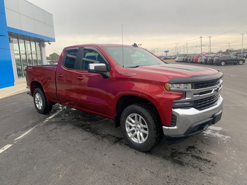 Used 2019 Chevrolet Silverado 1500 LT w/ All-Star Edition image 2
