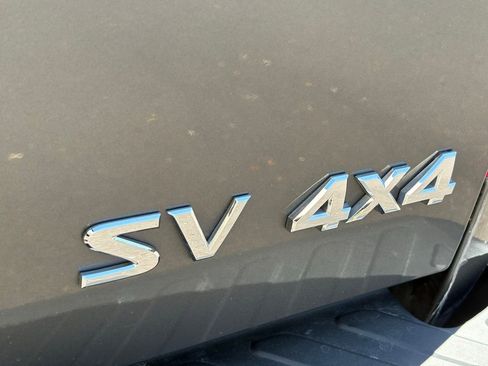 Used 2019 Nissan Frontier SV image 7