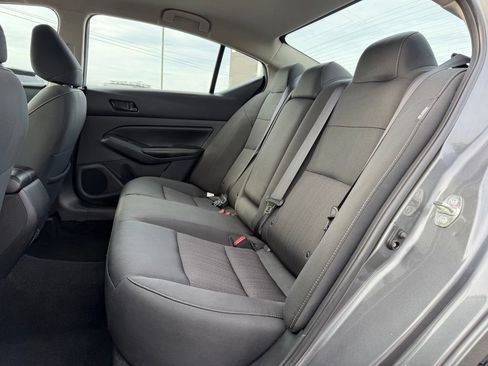 Used 2024 Nissan Altima 2.5 SV FWD image 26