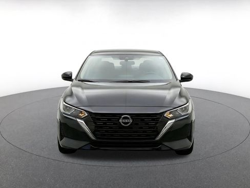 Used 2025 Nissan Sentra S FWD image 2