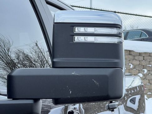 Used 2024 Chevrolet Silverado 1500 ZR2 image 32