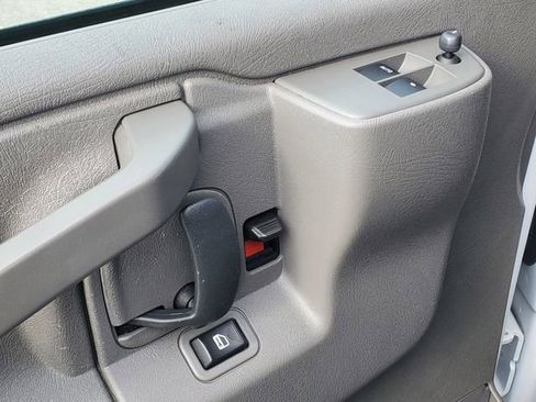 Used 2022 Chevrolet Express 2500 Work Van w/ Driver Convenience Package image 7