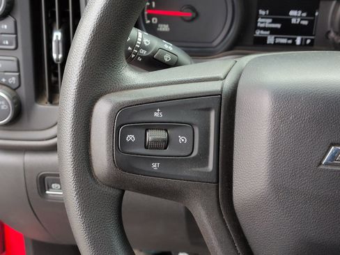 Used 2019 Chevrolet Silverado 1500 Custom Trail Boss w/ Custom Convenience Package image 19