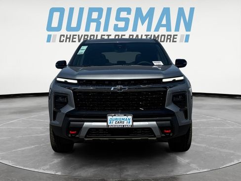 New 2026 Chevrolet Traverse Z71 w/ Driver Confidence Package AWD/4WD image 8