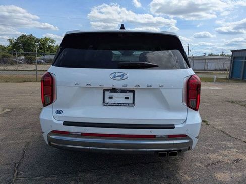 Used 2023 Hyundai Palisade Calligraphy FWD image 5