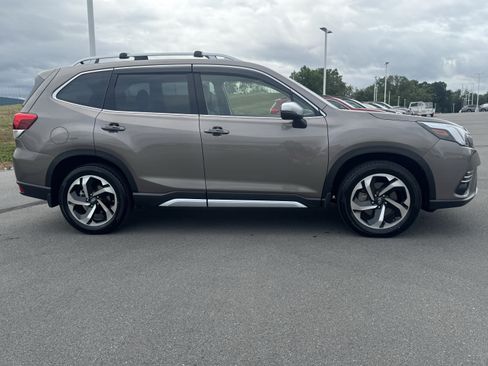 Certified 2023 Subaru Forester Touring AWD/4WD image 2