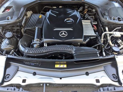 Used 2018 Mercedes-Benz E 300 image 24