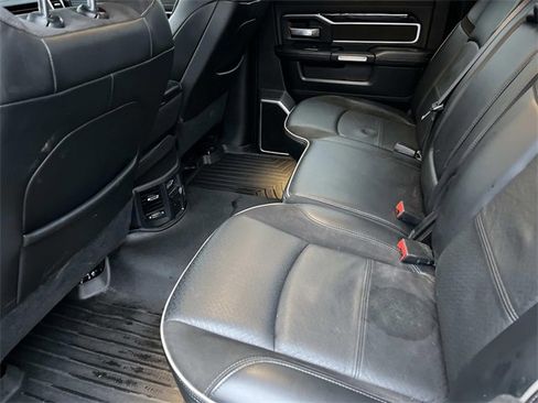 Used 2019 RAM 2500 Laramie image 17