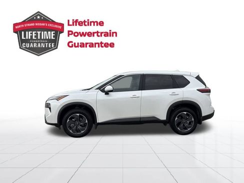 Used 2025 Nissan Rogue SV FWD image 2