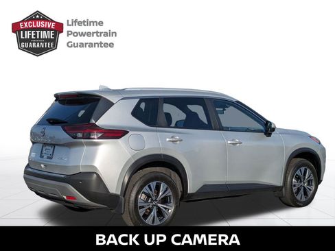 Certified 2022 Nissan Rogue SV w/ SV Premium Package image 4