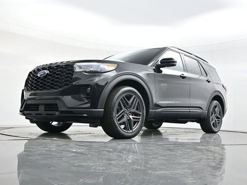New 2026 Ford Explorer ST-Line w/ ST-Line Street Pack image 48