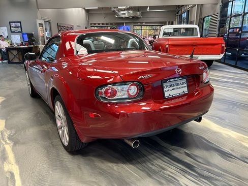 Used 2007 MAZDA MX-5 Miata Grand Touring RWD image 31