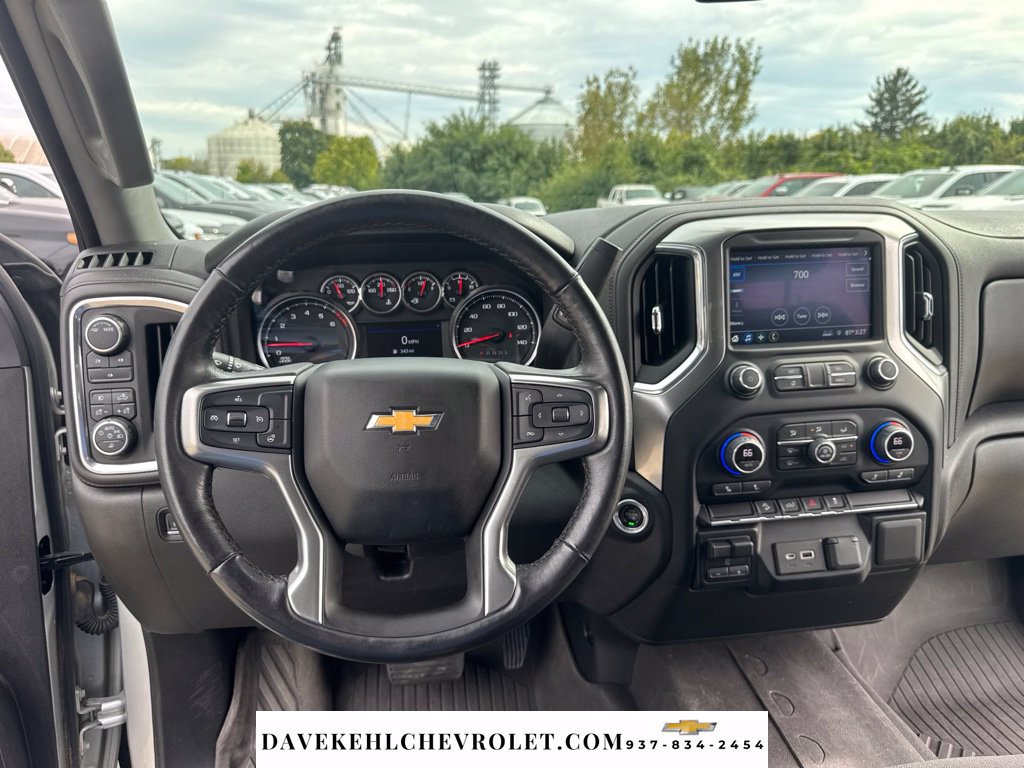 Used 2022 Chevrolet Silverado 3500 LT w/ Convenience Package AWD/4WD image 12