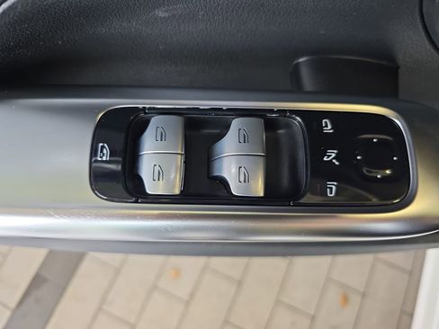 Certified 2025 Mercedes-Benz C 300 Sedan image 28