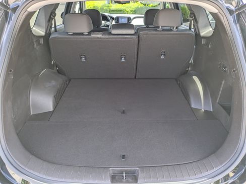 Used 2019 Hyundai Santa Fe SEL FWD image 11