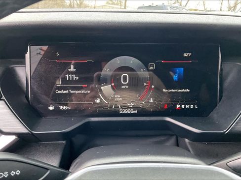 Used 2024 GMC Acadia Elevation image 25