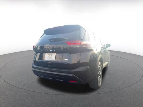 Used 2023 Nissan Rogue SV image 14