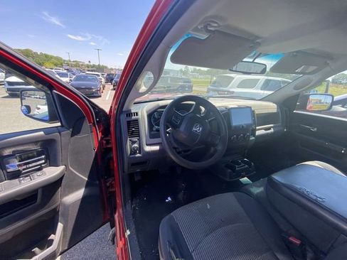 Used 2012 RAM 1500 Express RWD image 3