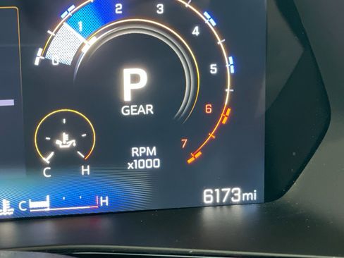 Used 2025 Chevrolet Colorado LT image 30