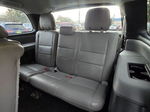 Used 2013 Toyota Sequoia SR5 image 11
