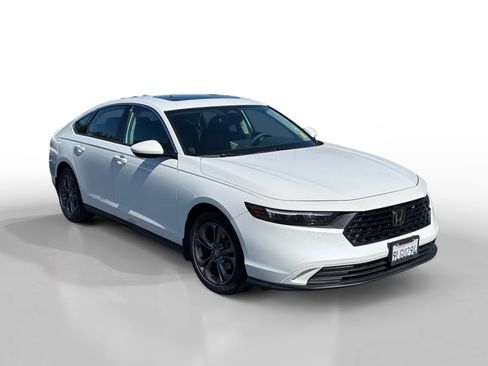 Used 2024 Honda Accord EX image 7