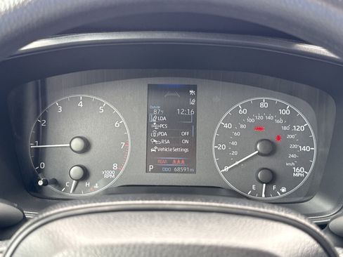 Used 2024 Toyota Corolla LE FWD image 18