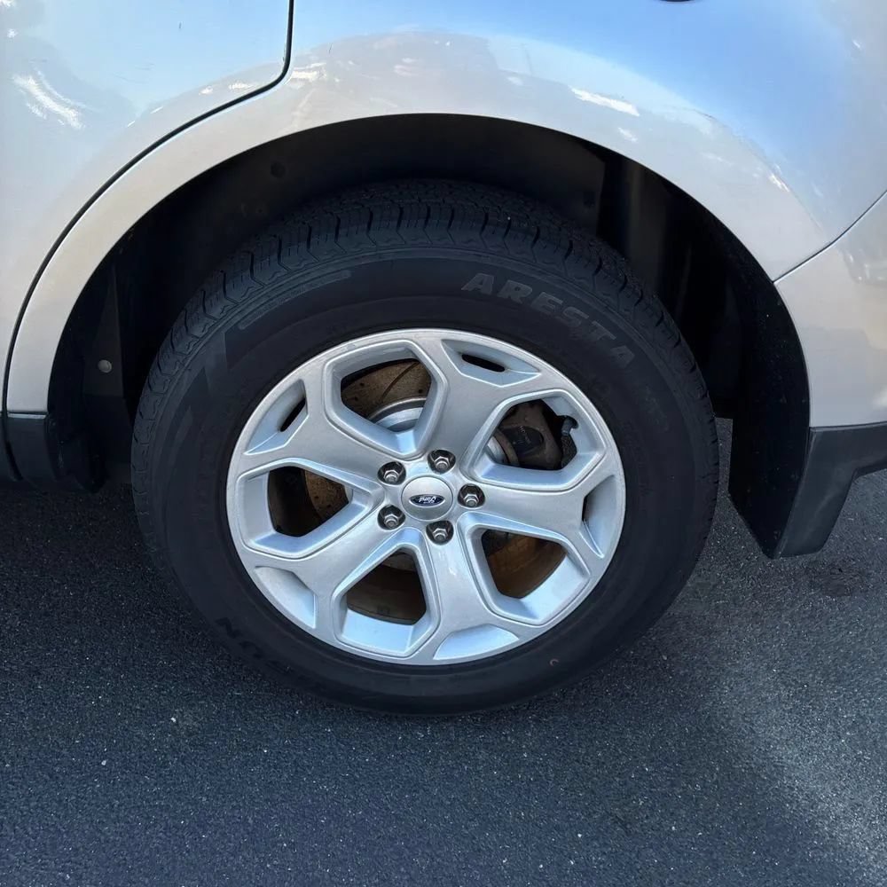 Used 2014 Ford Edge SEL AWD/4WD image 18