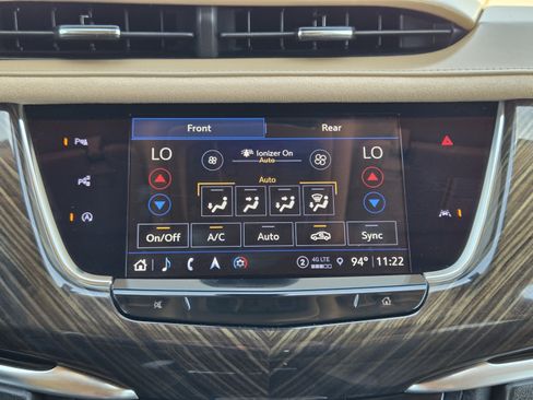 Used 2022 Cadillac XT6 Premium Luxury w/ Platinum Package FWD image 13