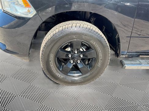 Used 2018 RAM 1500 Express image 35