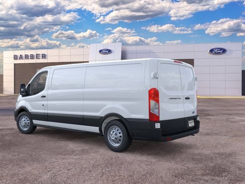 New 2026 Ford Transit 250 Low Roof RWD image 4