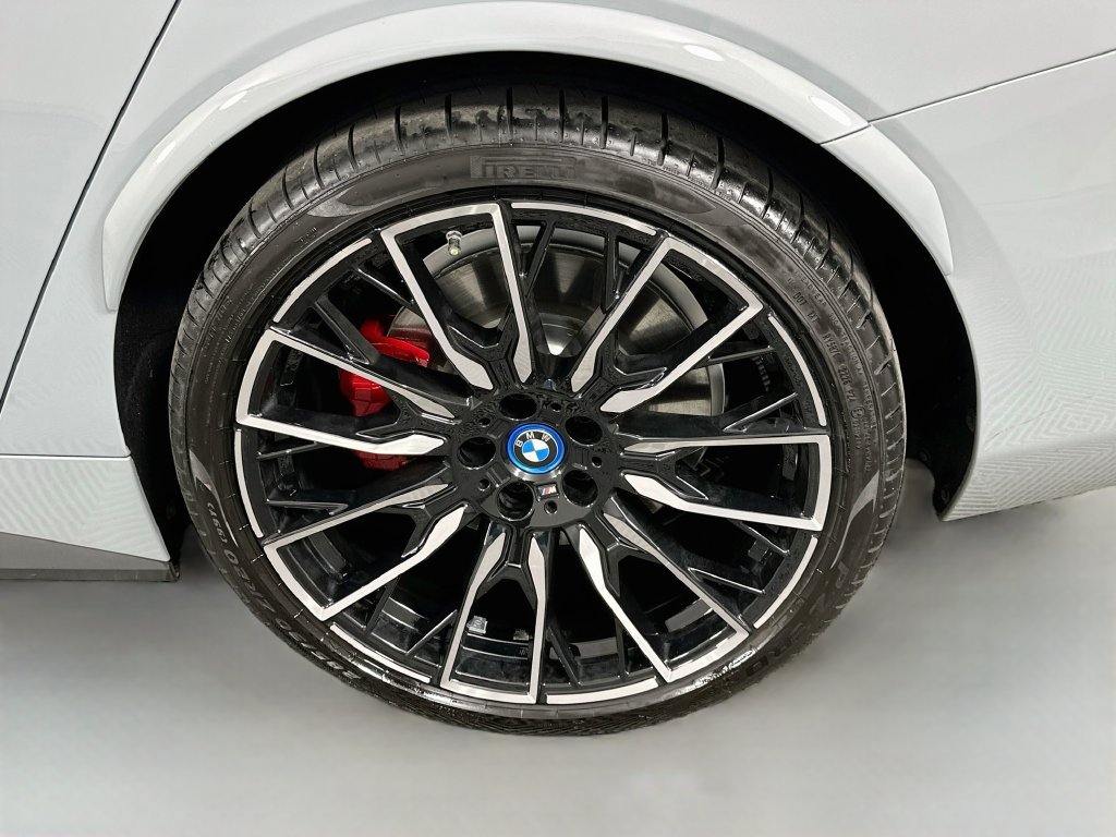 Used 2024 BMW i4 M50 AWD/4WD image 32