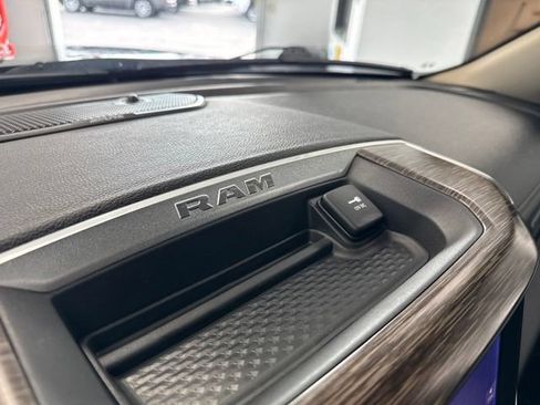 Used 2019 RAM 1500 Laramie AWD/4WD image 50