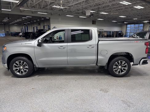 Used 2023 Chevrolet Silverado 1500 LT image 4