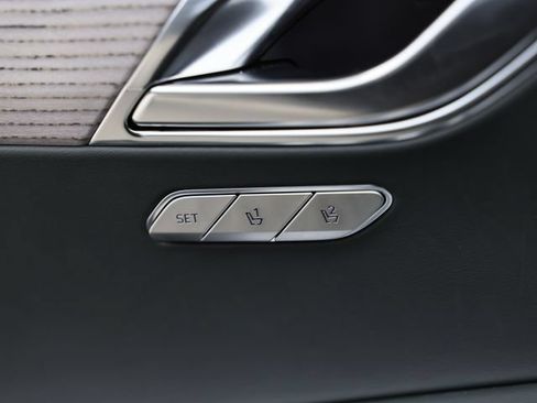 New 2026 Genesis GV80 2.5T Prestige AWD/4WD image 16