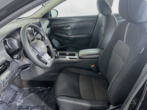 Used 2024 Nissan Sentra SV FWD image 23